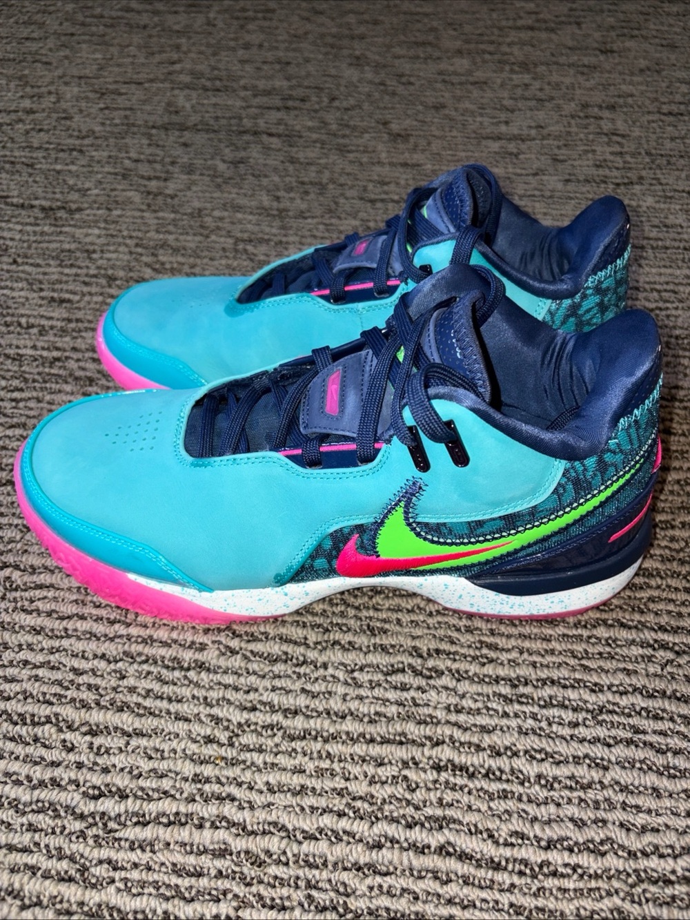 Nike LeBron NXXT Gen AMPD - Men’s size 9.5 WORN ONCE!
